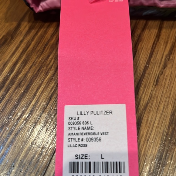 Lilly Pulitzer Girl's Amani Reversible Vest in Lilac Rose Size Large (8-10) NWT - Picture 3 of 9